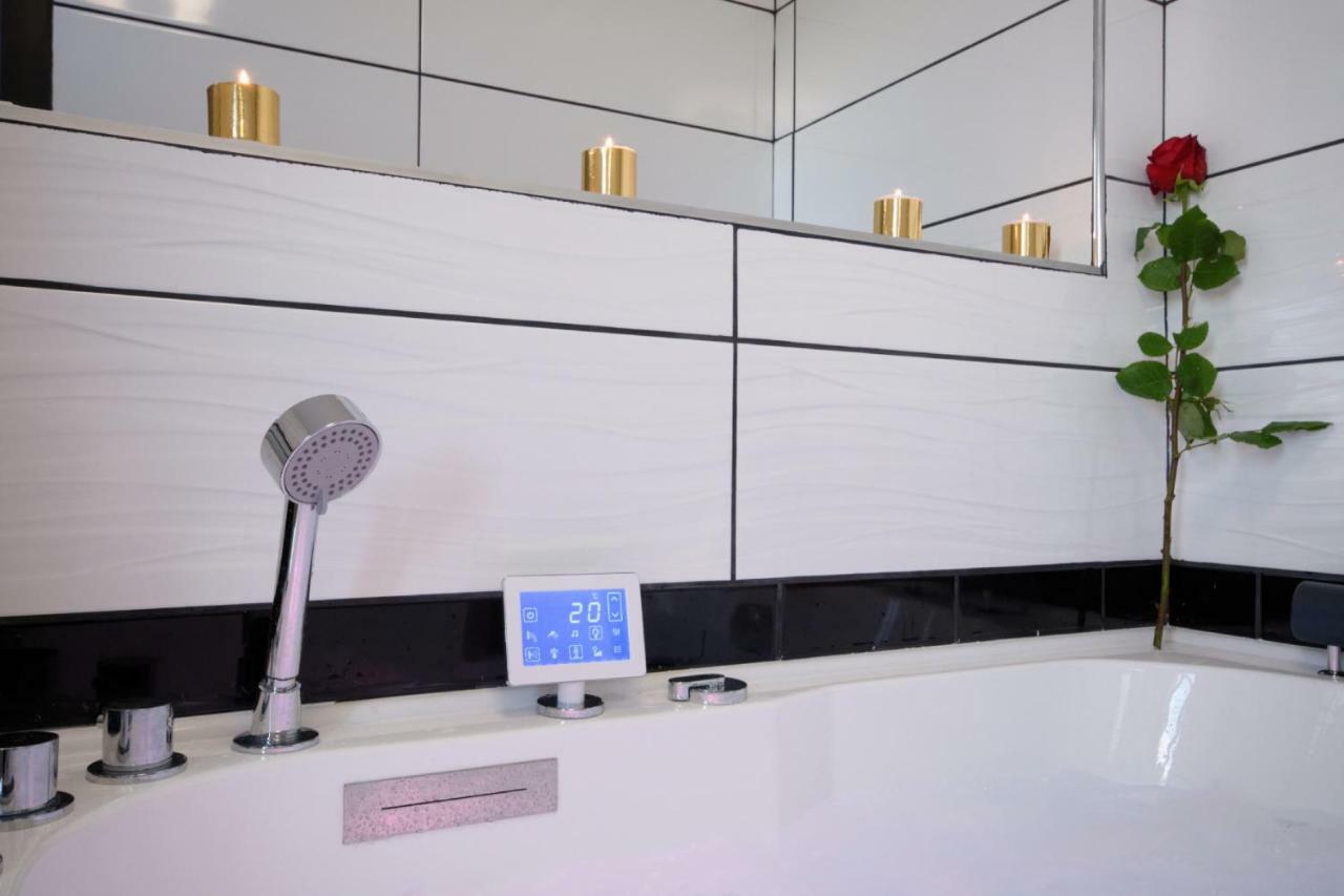 Mv Suite & Spa Реймс Екстериор снимка